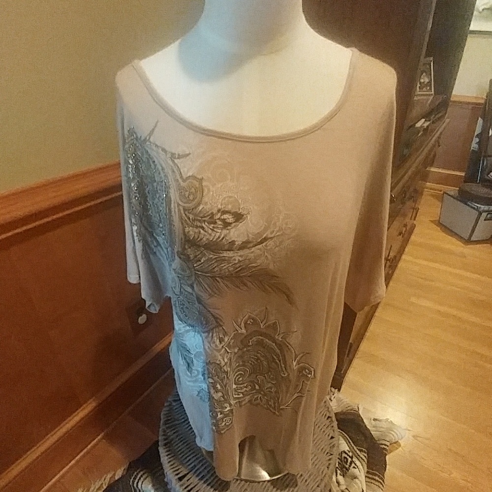 T-shirt